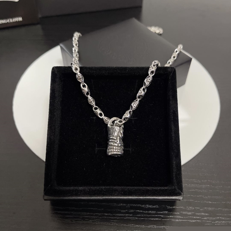 Ch**me He**ts necklaces